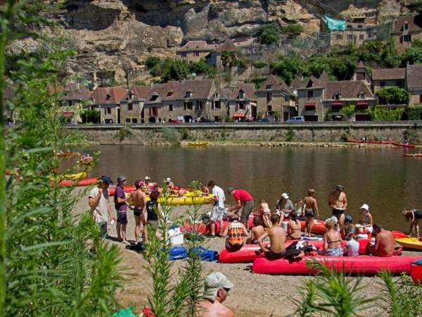 Camping Lascaux Vacances - sortie canoë